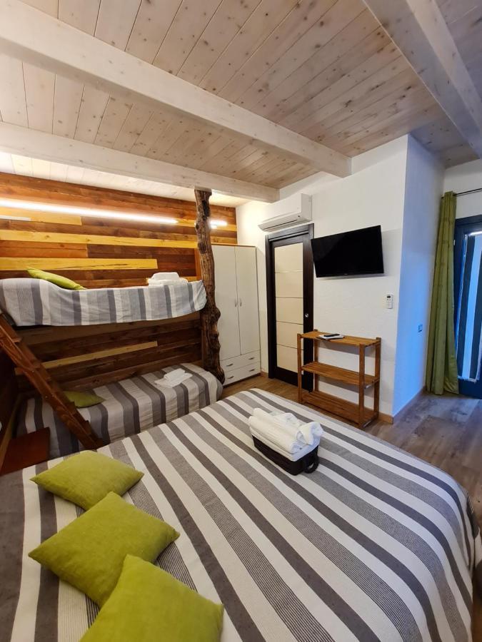 Portopollo Surfhouse Barrabisa Kültér fotó