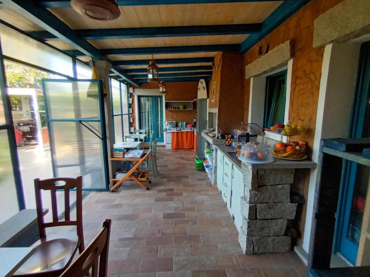 Portopollo Surfhouse Barrabisa Kültér fotó